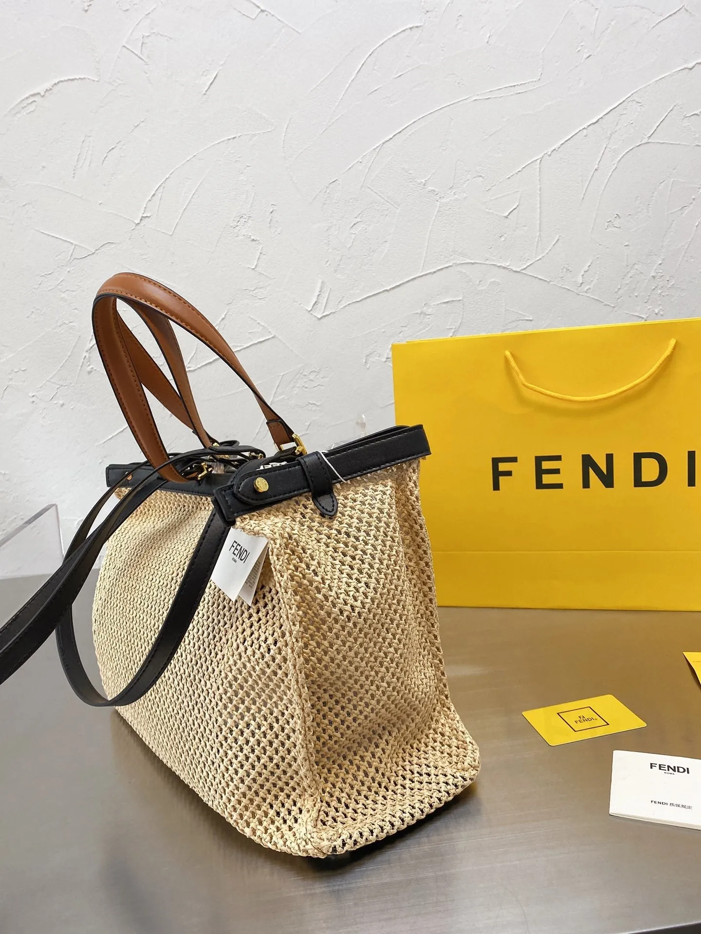 EN   Designer bags by Fendi 114