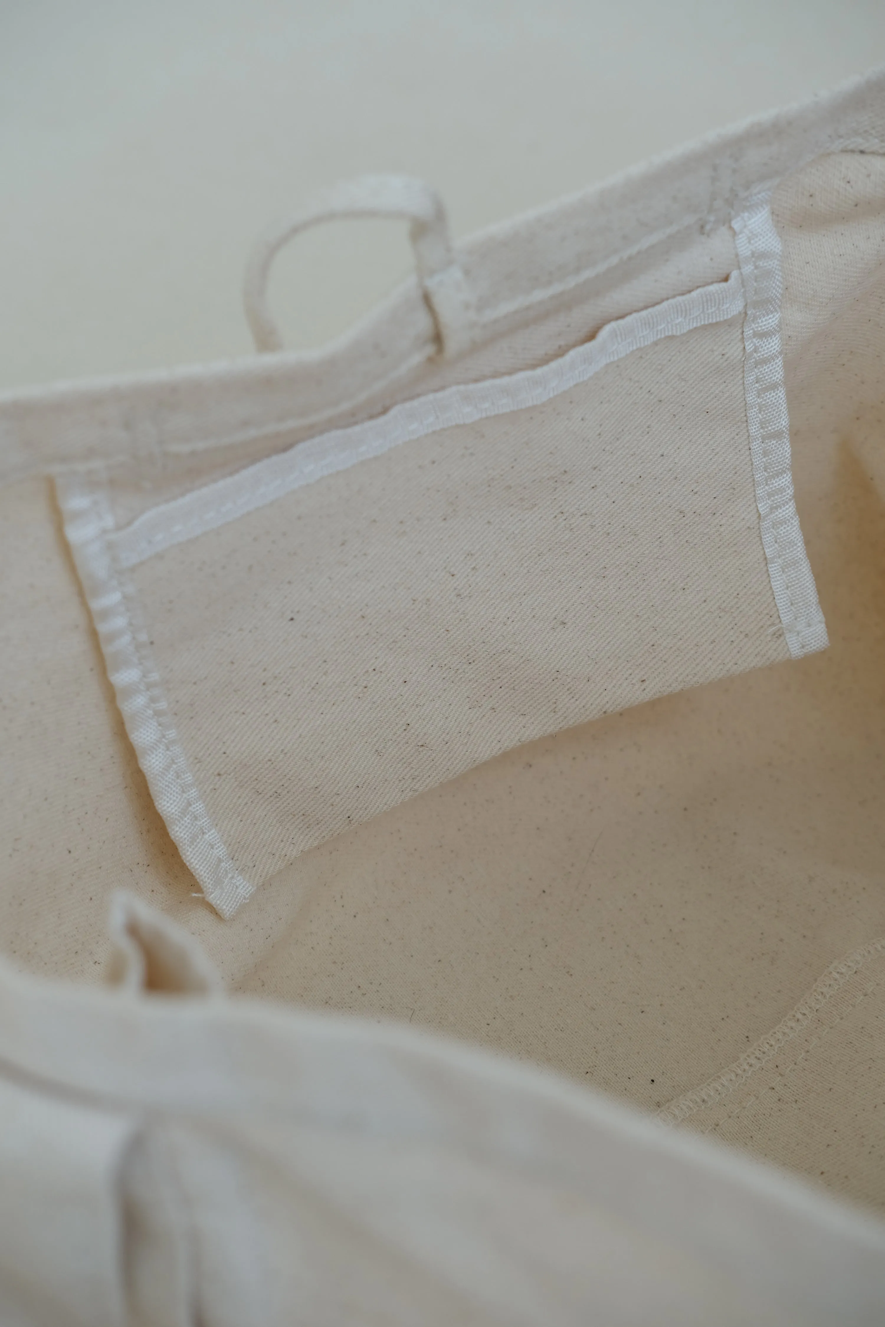 Lace canvas bag cream white
