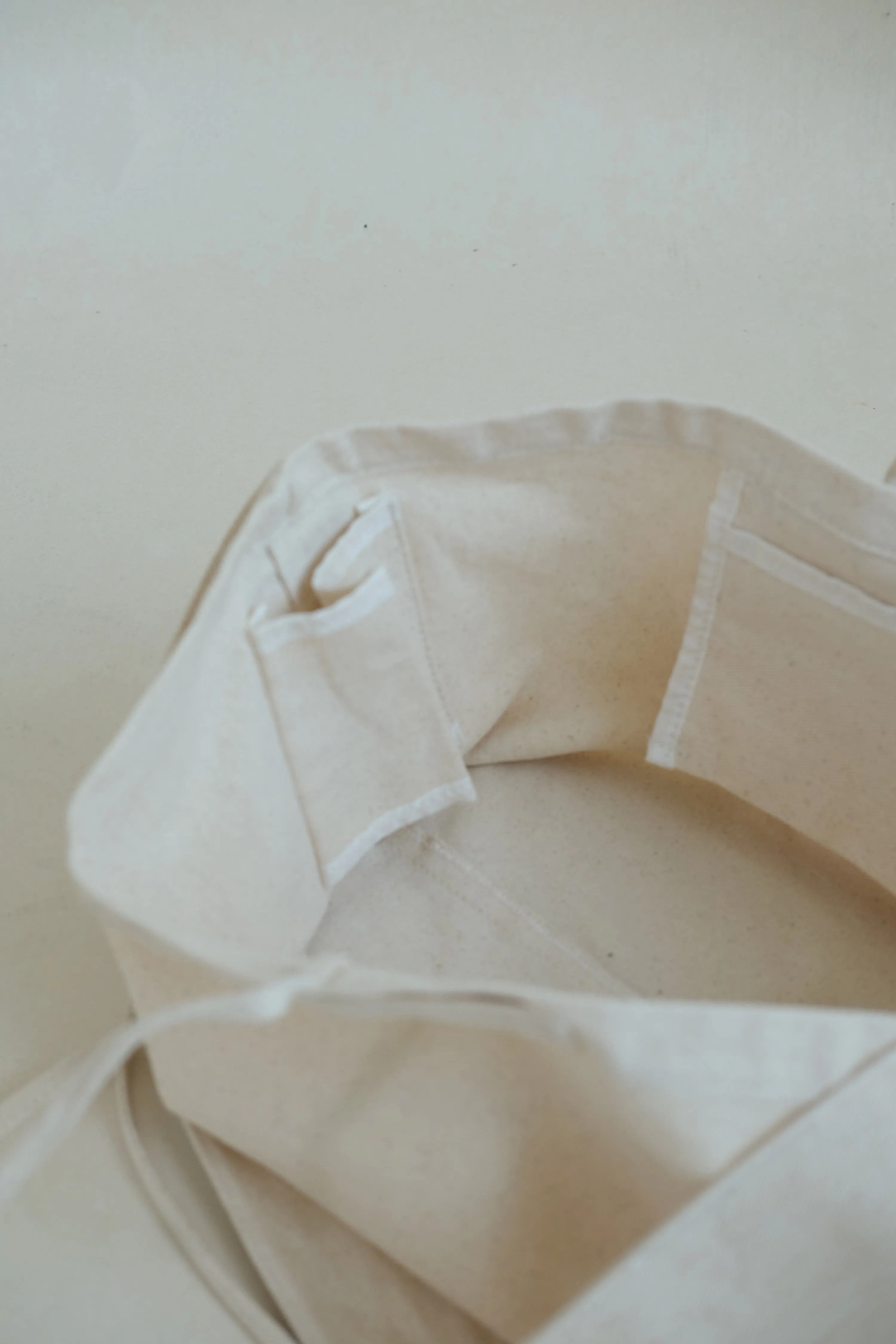 Lace canvas bag cream white