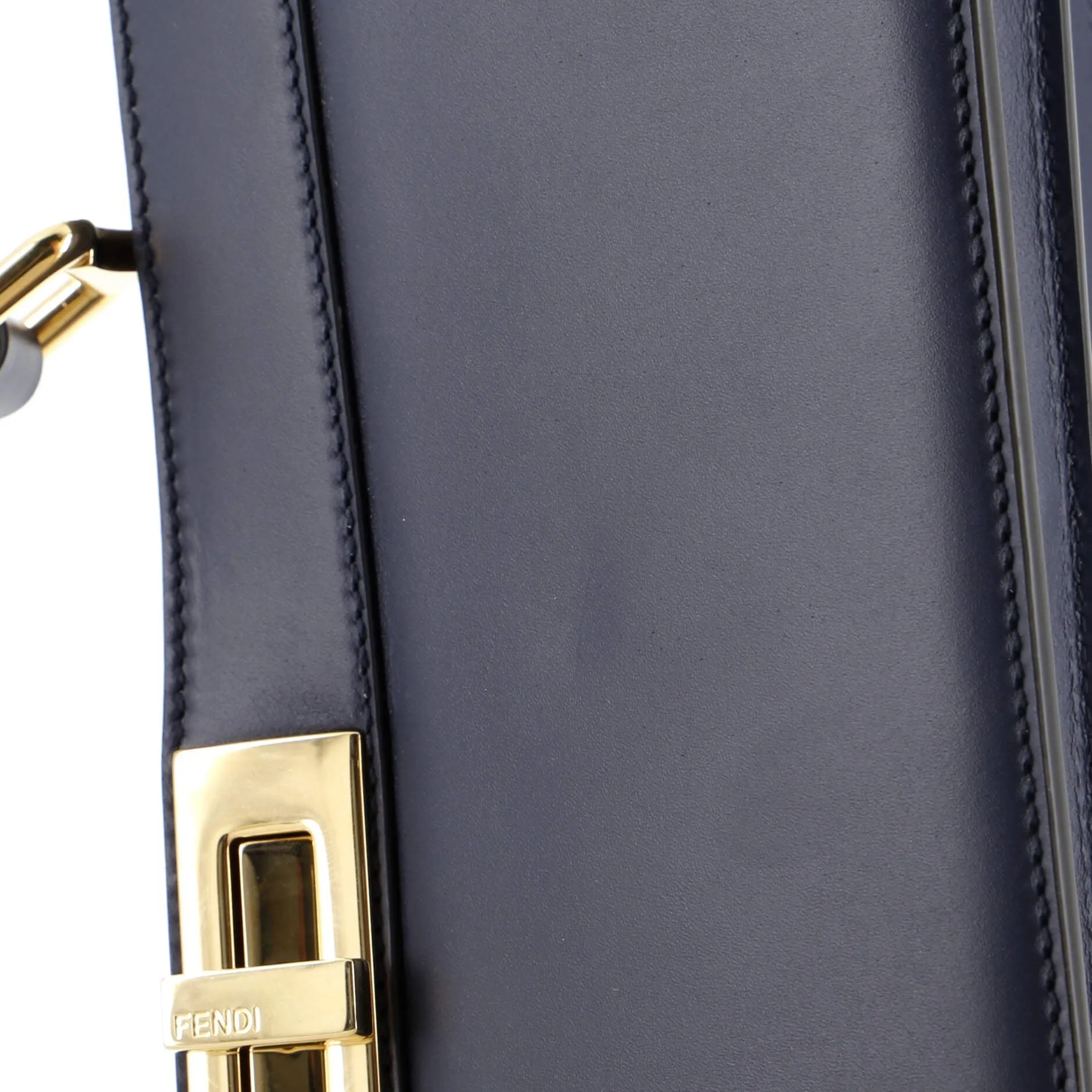 Peekaboo ISeeU Stretch Bag Leather